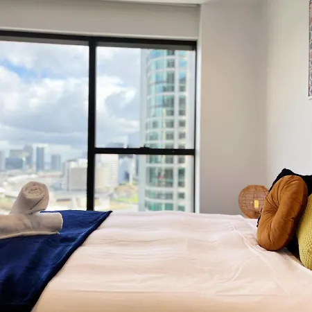 Astonishing Southbank Pearl Tower Residences Near Crown Casino Melbourne Exterior photo